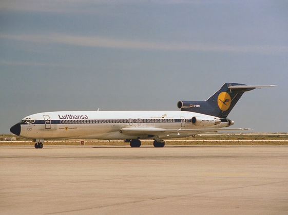 Lufthansa logo