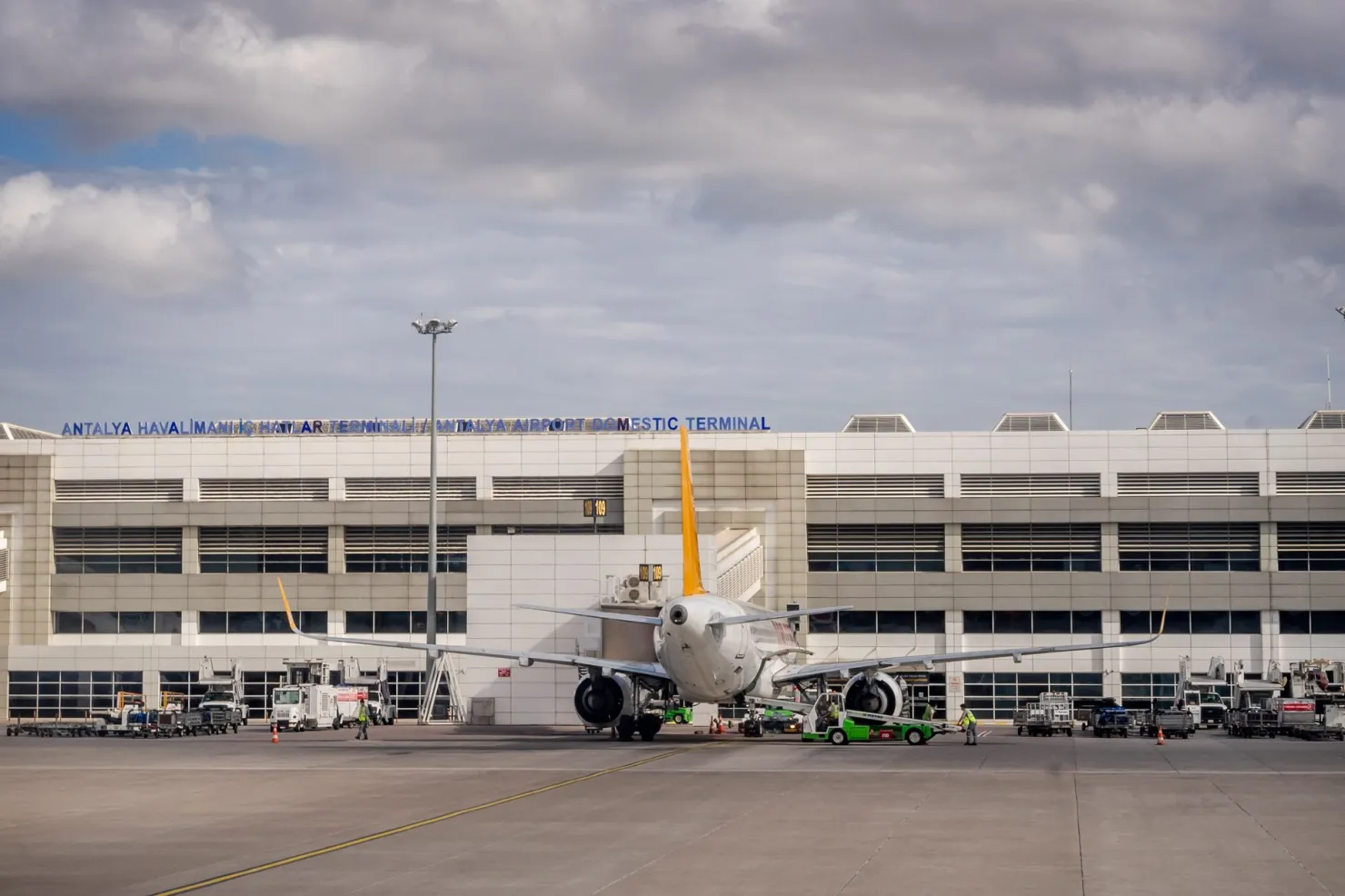 Antalya International Airport — airport terminal, aircraft and travel information