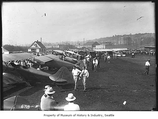 King County International Airport - Boeing Field — airport terminal, aircraft and travel information