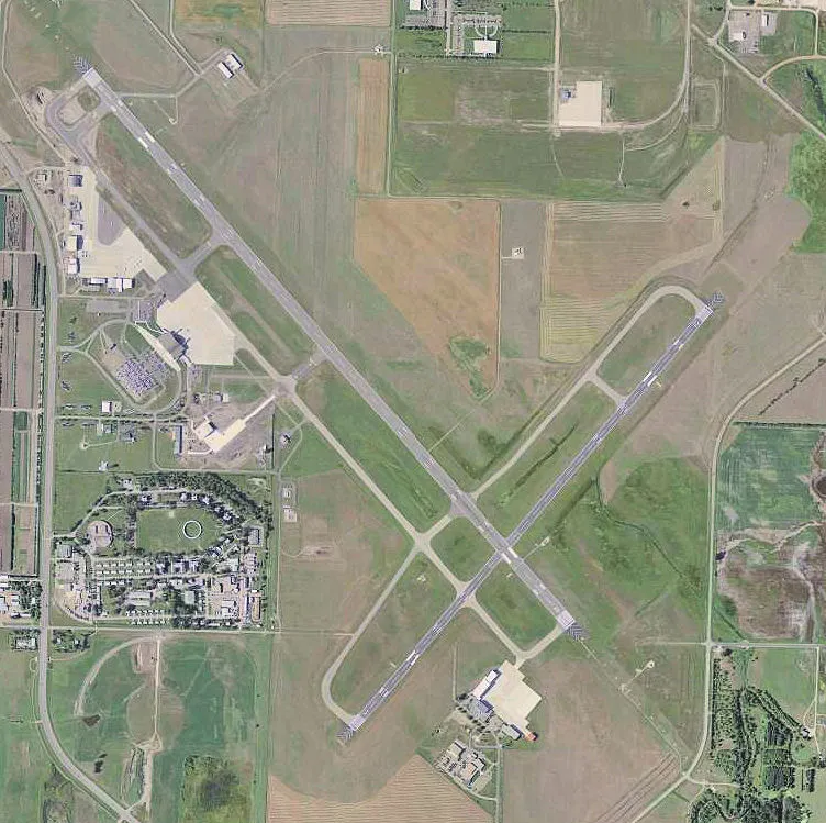 Bismarck Municipal Airport — airport terminal, aircraft and travel information
