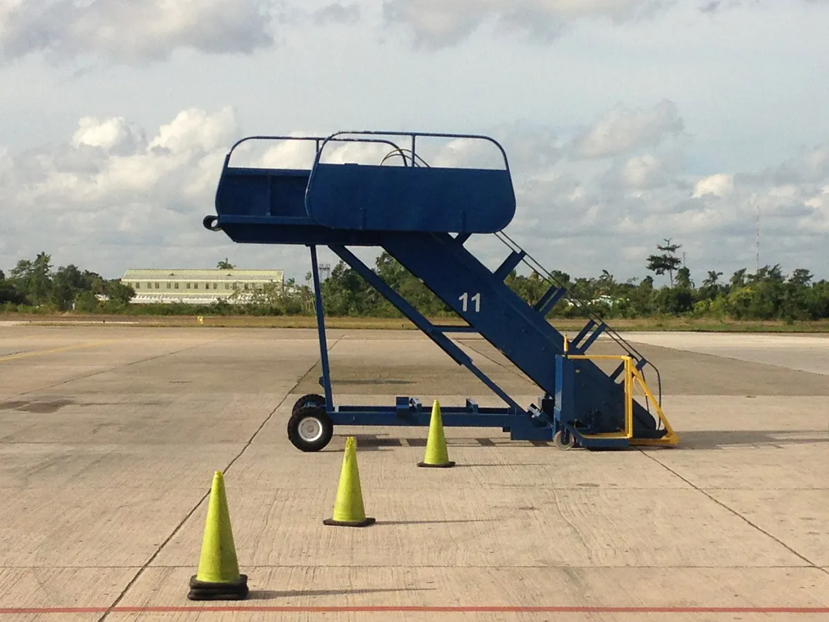 Philip S. W. Goldson International Airport — airport terminal, aircraft and travel information