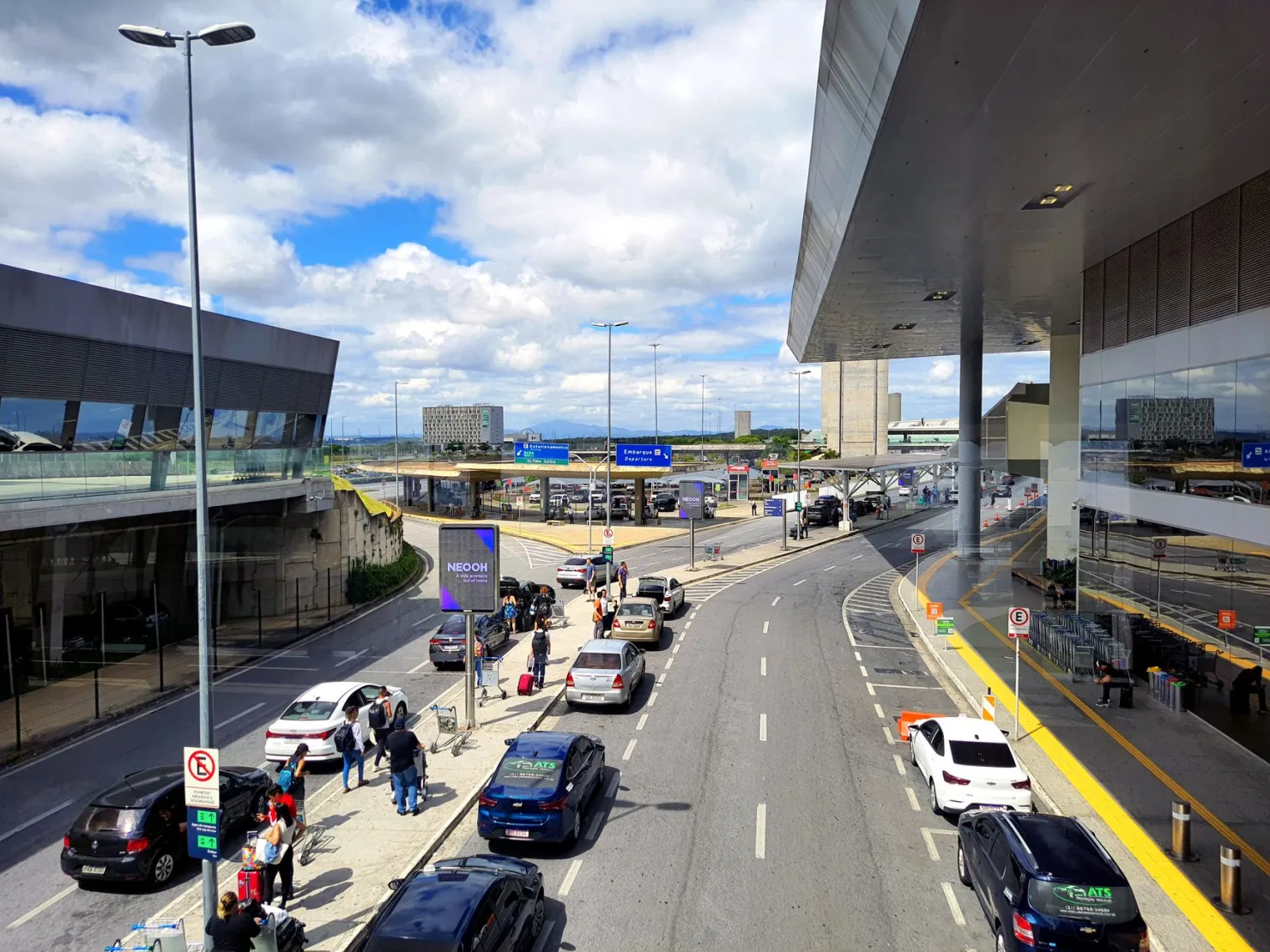 Tancredo Neves International Airport — airport terminal, aircraft and travel information