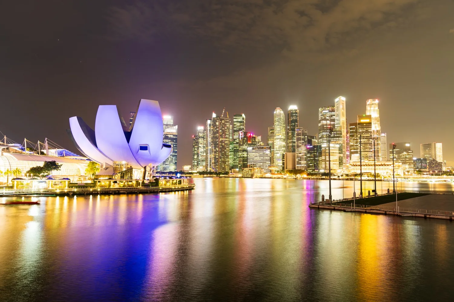 Singapore city skyline and popular travel sights in Singapore